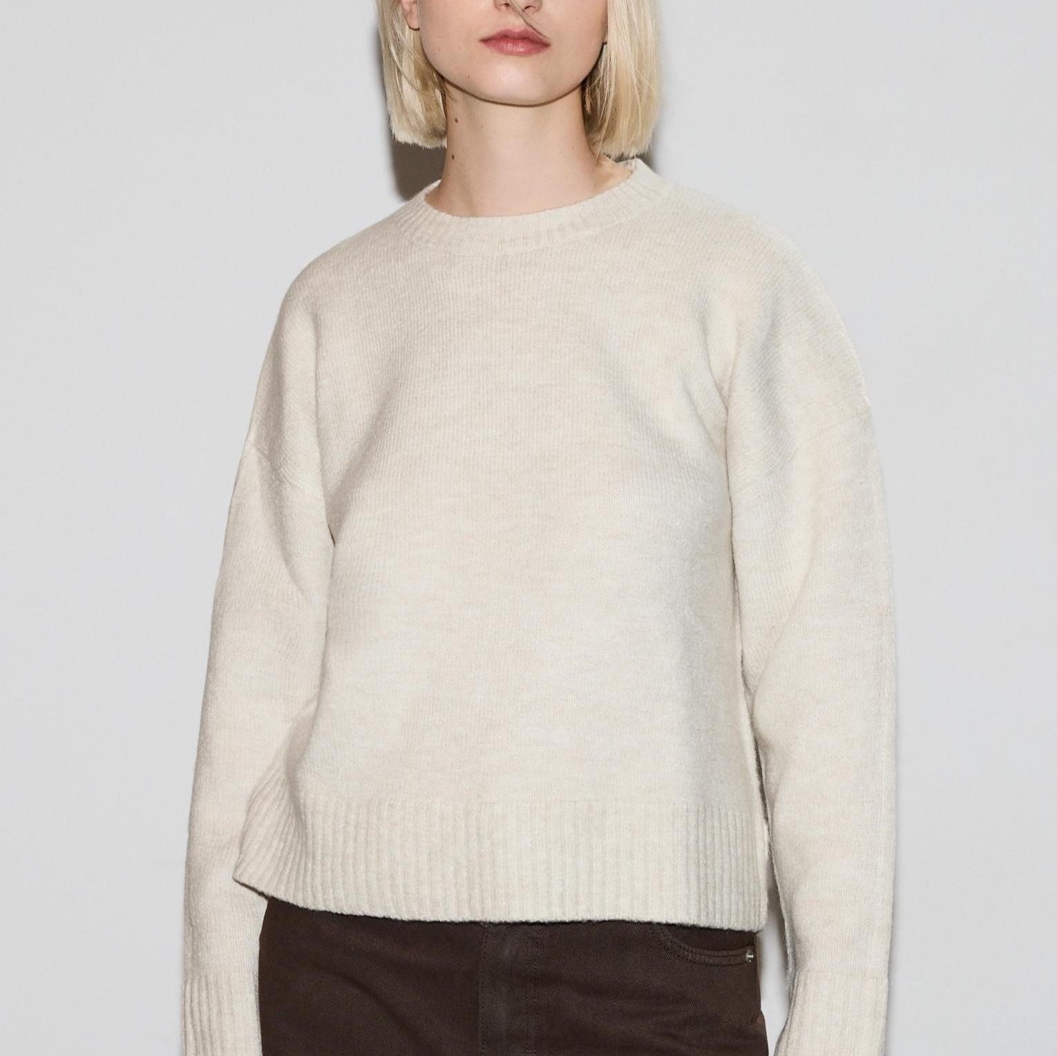 Jersey espumoso cuello redondo

