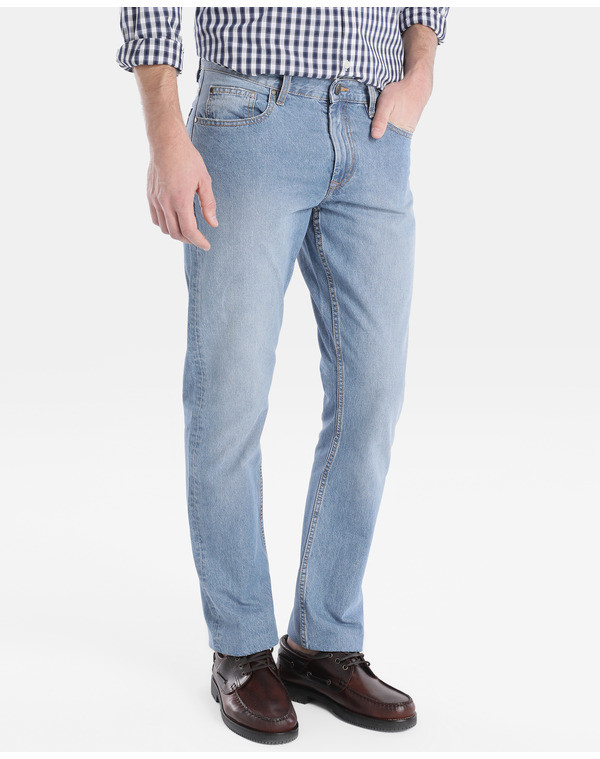 Foto de Pantalones vaqueros de hombre en UNIT moda (4/5)