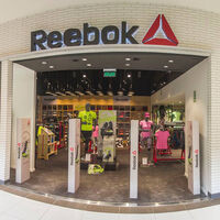 The North Face acaba de encontrar un rival con el nuevo abrigo Reebok que arrasa al 80% de descuento en rebajas  