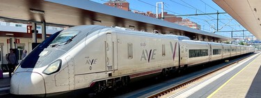 Renfe has three AVRIL trains lost and an even more serious problem: it still does not know when it will receive them
