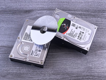 Existe uma razão paradoxal pela qual milhões de discos rígidos perfeitamente funcionais são descartados a cada ano.