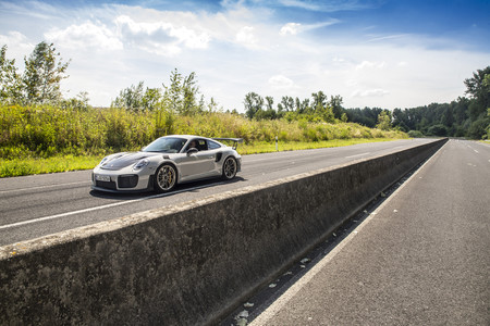 Porsche 911 GT2 RS exterior