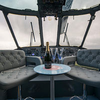 Un helicóptero de la Royal Navy inglesa se convierte en una habitación de hotel 