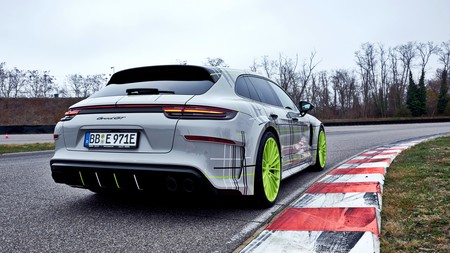 Porsche Panamera Turbo S Hybrid Techart 3