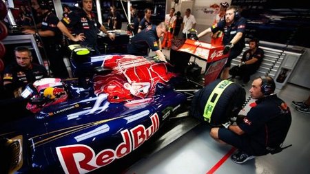 GP de Singapur F1 2011: Jaime Alguersuari saldrá desde la decimosexta posición