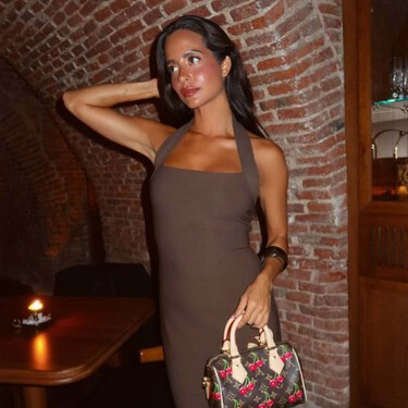 Las Nike Cortez en color miel que mejor sientan con gabardinas y chaquetas de ante este otoño