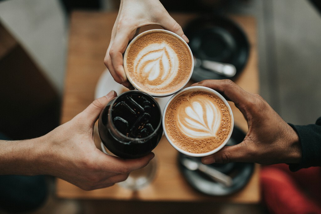 Cada vez hay más estudios que vinculan el café con vivir más. Y es muy fácil meter la pata al preparar ese café 'filosofal' 