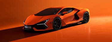 El bestial Lamborghini Revuelto combina su motor V12 atmosférico con tres eléctricos para romper la barrera de los 1.000 CV