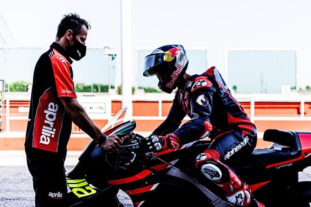 El retorno de Andrea Dovizioso a MotoGP pierde fuerza: "No ha sido muy competitivo en los test con Aprilia"