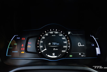 Hyundai Ioniq 11