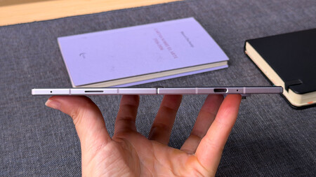 Samsung Galaxy Z Fold8 02