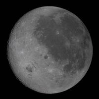 A face oculta revelada: a imagem inédita da missão Artemis II que captura os 2 lados da Lua de uma só vez pela primeira vez na história 