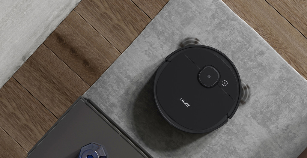 El DEEBOT OZMO 950 es el último robot de ECOVACS que se pone a la venta y que permite aspirar y fregar al mismo tiempo