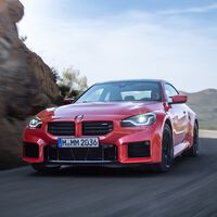 Lo estábamos esperando: el nuevo BMW M2 mantiene su esencia con 460 CV, cambio manual y tracción trasera