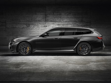 BMW M5 Touring 2024 4