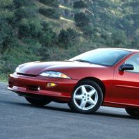 La generación Z hace algo más raro que farmear aura: empiezan a coleccionar los Civic y Cavalier de la década de 1990 o 2000 