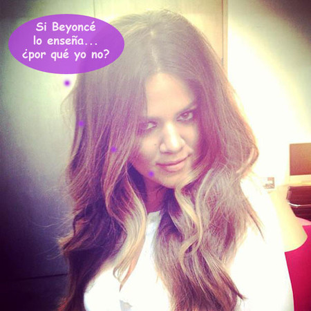 ¿Qué hace Khloé Kardashian si se le ve el refajo? ¡Pues tomárselo a cachondeo!