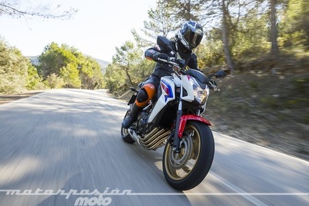 Honda CB650F, prueba (conducción en autopista y pasajero)