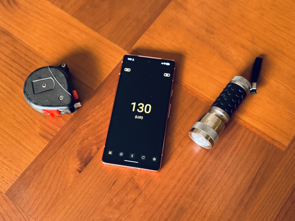 No sabía qué iluminación poner en casa, así que he convertido mi móvil en un medidor de luz. Funciona increíblemente bien