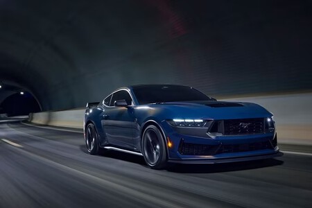 Mustang Darkhorse Precio