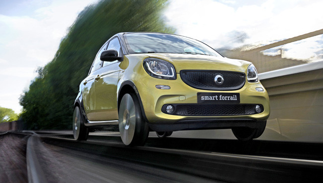 smart forrail: viajamos sobre raíles en la alternativa perfecta al atasco mañanero, rumbo a Goodwood