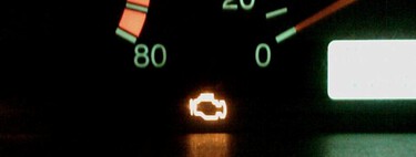 Mi coche lleva meses con el “check engine” encendido, pero funciona bien. ¿Puede pasar la verificación? 