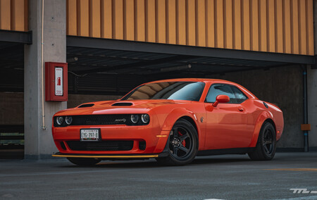 Dodge Challenger Srt Super Stock 49