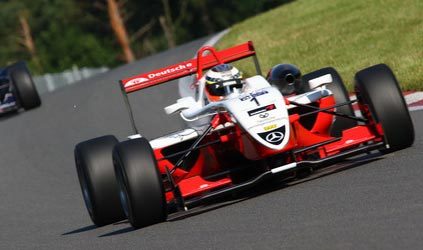 Nico Hulkenberg se hace con la pole en el Masters de Fórmula 3