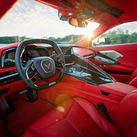 Su Corvette acabó convertido en una bola de fuego mientras le echaba gasolina. No ha sido el único: un fallo de diseño hace potencialmente explosivo a este superdeportivo de 200.000 dólares