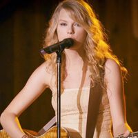 Aquella vez que Taylor Swift hizo un cameo en una película de Miley Cyrus y nos dejó una de sus mejores canciones