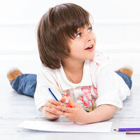 Nueve sorprendentes beneficios que tiene para los niños pintar mandalas
