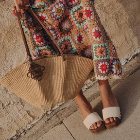 Estos son mis cuatro esmaltes nacarados favoritos para lucir la pedicura tendencia de este verano