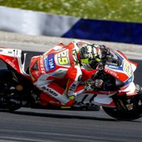 Andrea Iannone destroza el crono en Austria, y nosotros te traemos el vídeo 