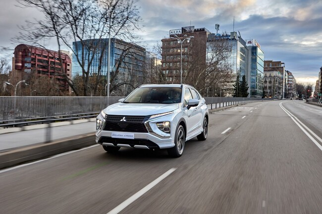 Mitsubishi Eclipse Cross Phev 2021 1