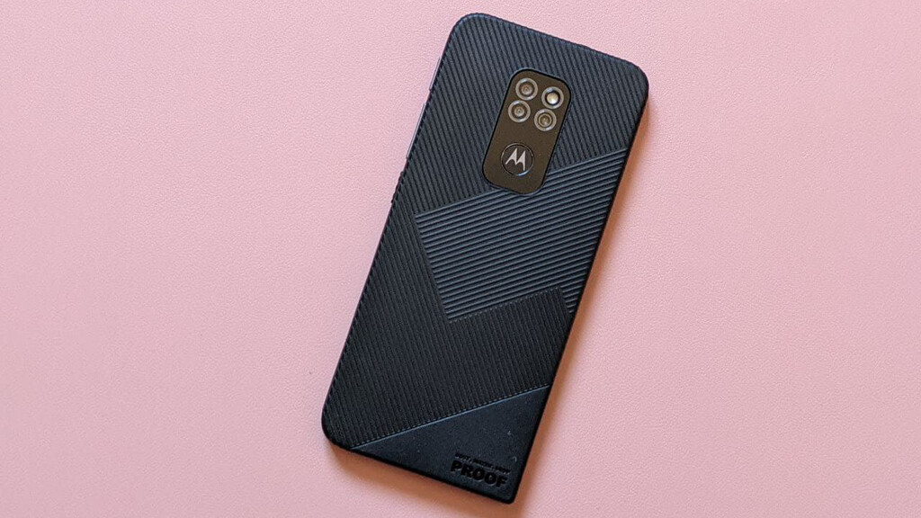 Motorola Defy, análisis: construir un tanque supone prescindir del diseño