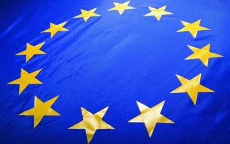 Acuerdo entre Google y la UE: el buscador dará visibilidad a sus competidores
