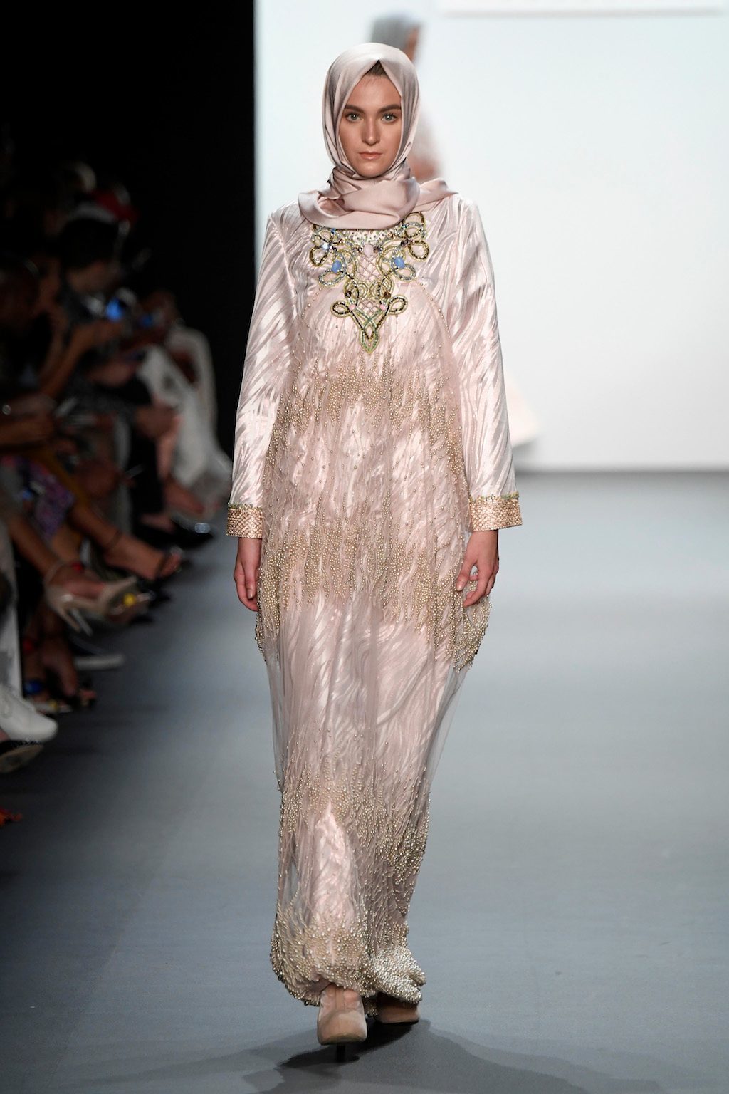 Foto de Anniesa Hasibuan (1/53)