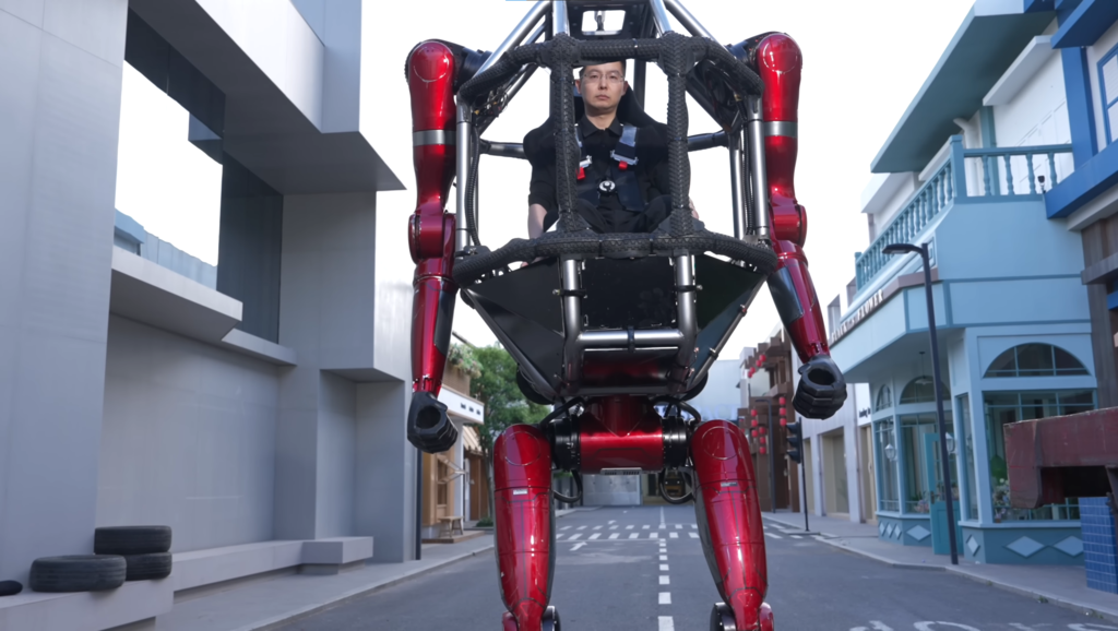 Cuando creías haberlo visto todo, Unitree va y te saca un robot mecha tripulado: si te sobra medio millón de euros, te lo puedes comprar 