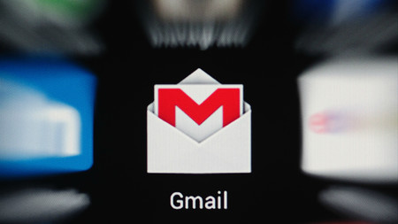 Gmail ya permite en Android cambiar de cuenta deslizando el avatar de nuestro perfil