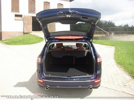 Ford Mondeo SportBreak maletero