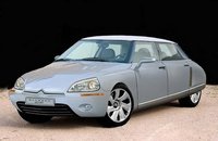 Citroën D5: entre el clásico DS y el C5
