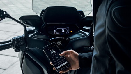 Yamaha Xmax 300 Y Xmax 125 2023 006