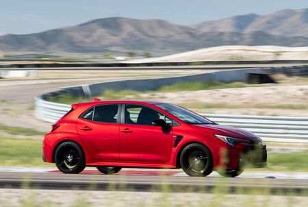 Toyota Gr Corolla Video Mexico 12