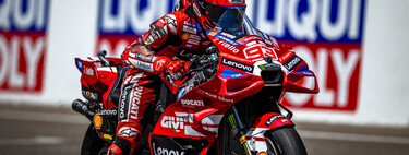 Marc Márquez lidera el triplete de Ducati en Sachsenring y se confirma la lesión que deja KO a Marco Bezzecchi 