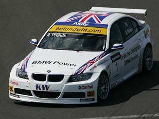 BMW vence en Magny Cours
