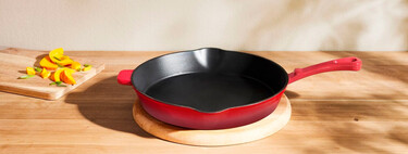 Próximamente en Lidl: una sartén de hierro fundido estilo Le Creuset apta para todo tipo de cocinas y el horno por 27,99 euros