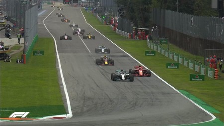 Adelantamiento Hamilton Raikkonen