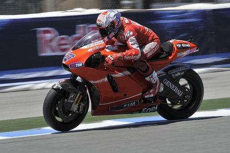 MotoGP Estados Unidos 2010: Casey Stoner empieza con paso firme