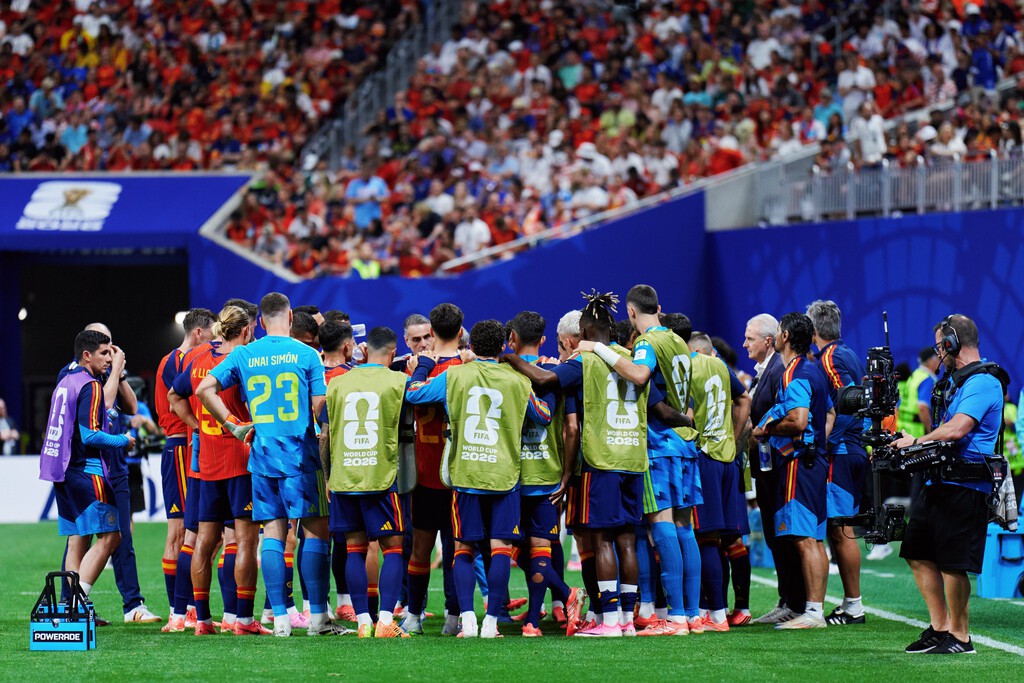 "Es una jaula de oro, el Mundial está siendo secuestrado": las pausas de hidratación han convertido al fútbol en un nuevo deporte