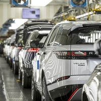 Las tensiones comerciales entre EE.UU. y China obligan a Jaguar Land Rover a cerrar temporalmente una de sus plantas